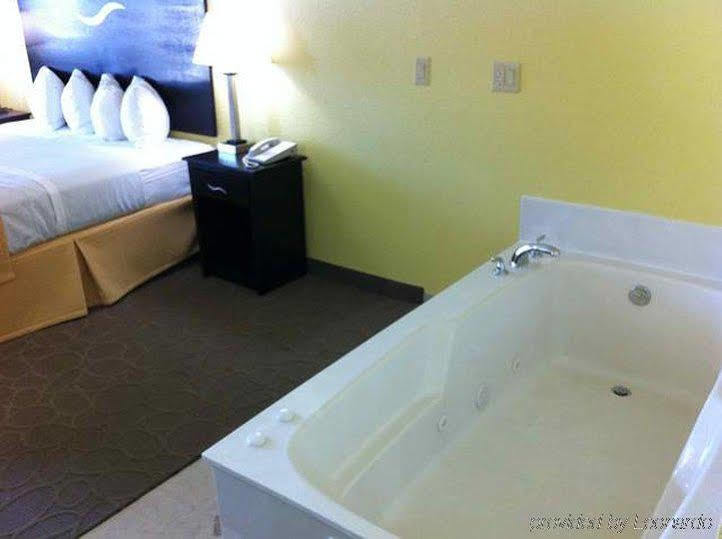 Scottish Inns Fort Worth Esterno foto